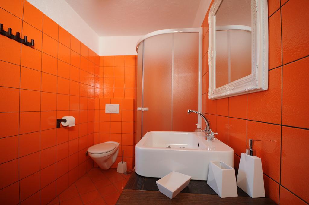 Holiday Homes Poli Svetega Antona Gračišće 객실 사진